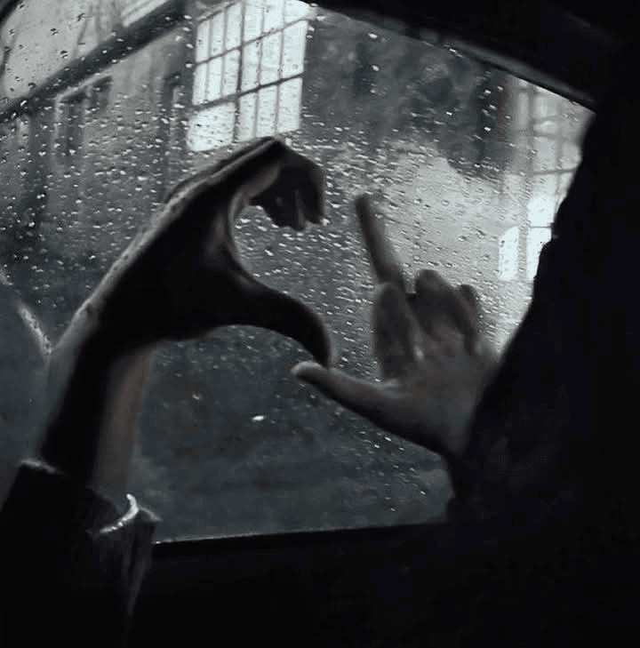 BL| he still loves you >>