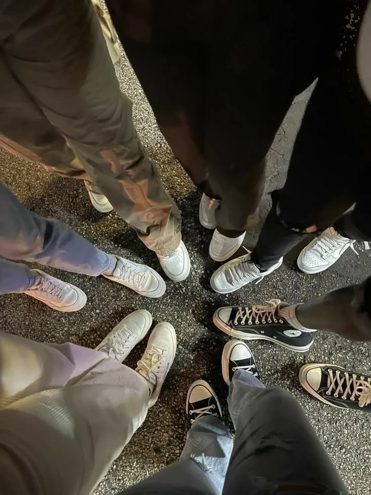 Popular Friend Group.